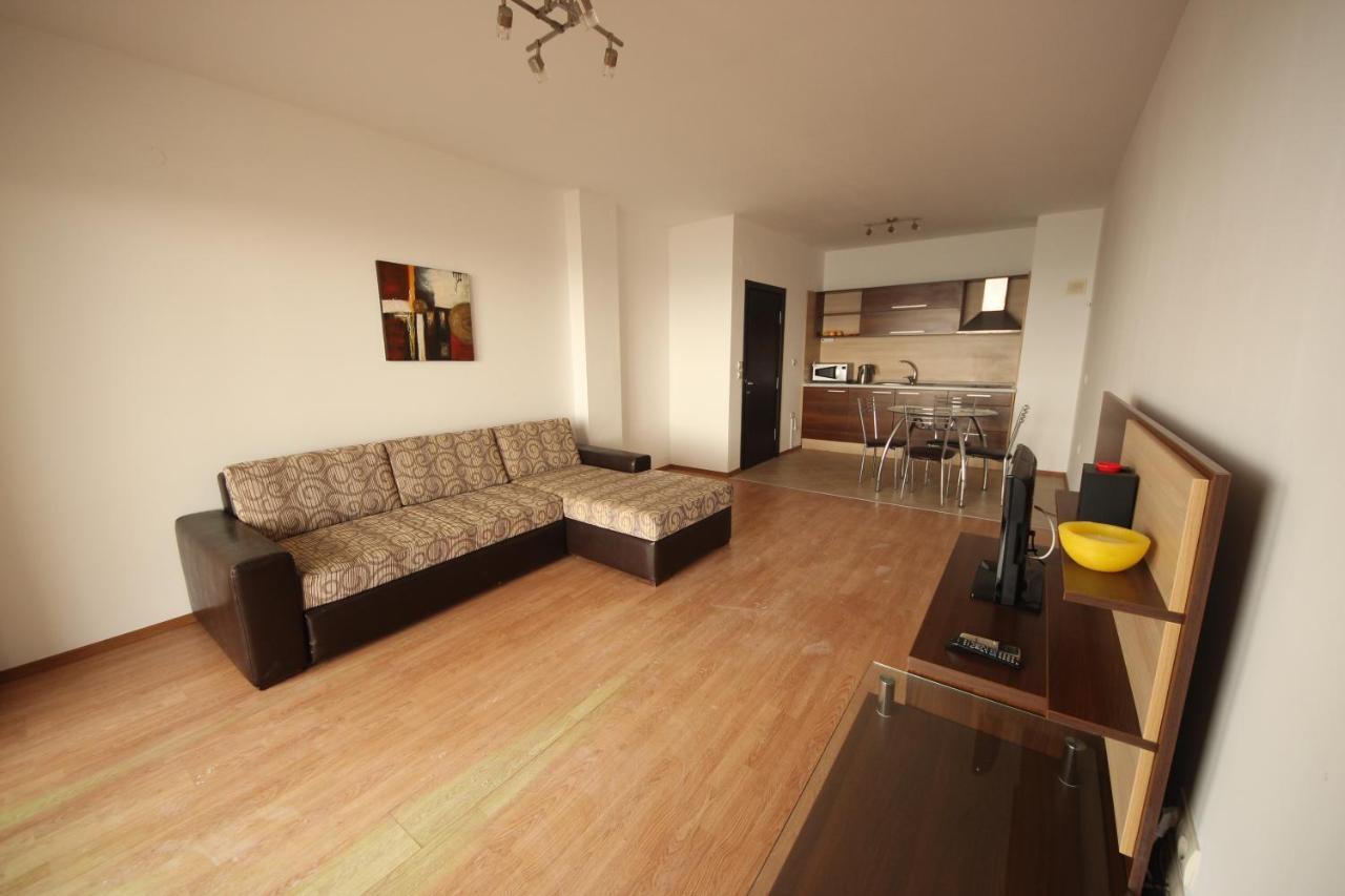 Menada Rocamar Apartments Tsarevo Esterno foto
