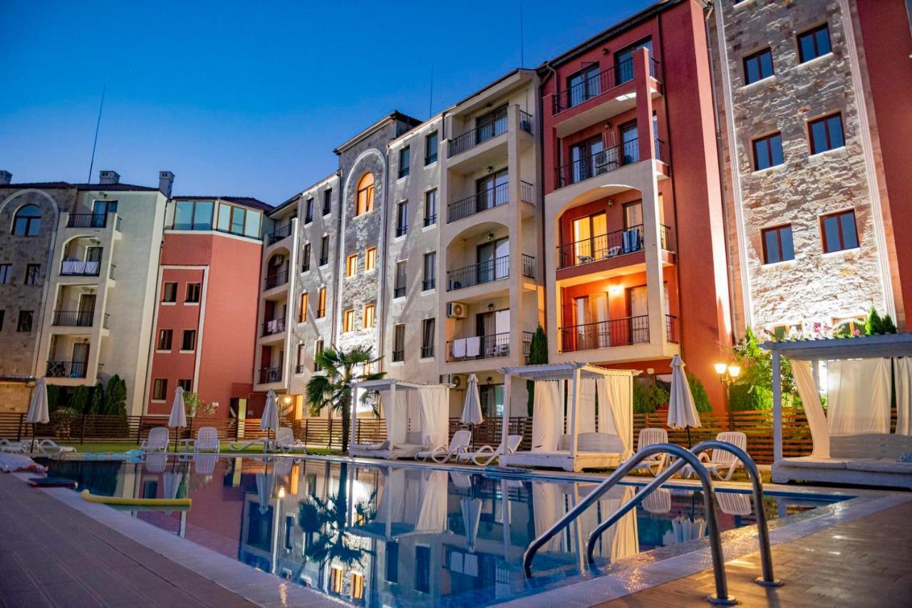 Menada Rocamar Apartments Tsarevo Esterno foto
