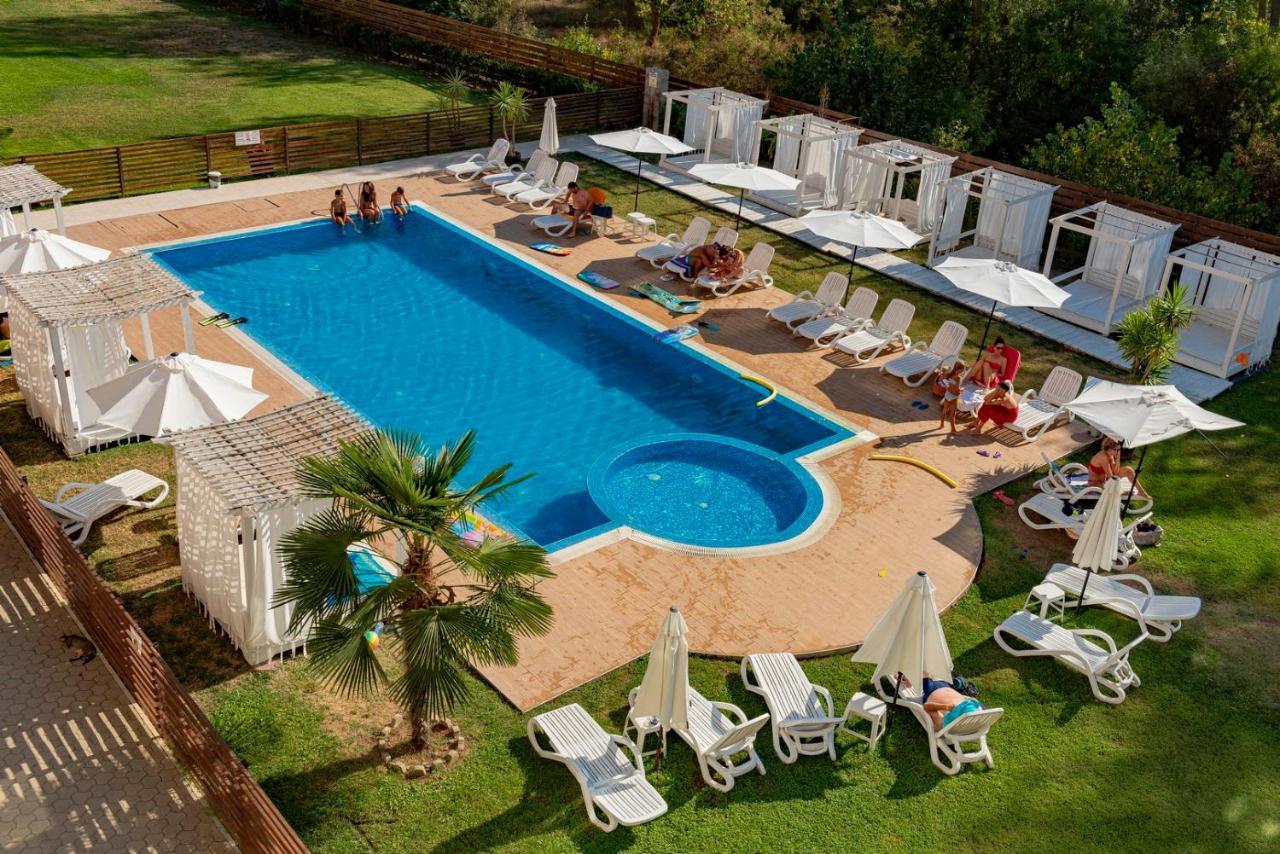 Menada Rocamar Apartments Tsarevo Esterno foto
