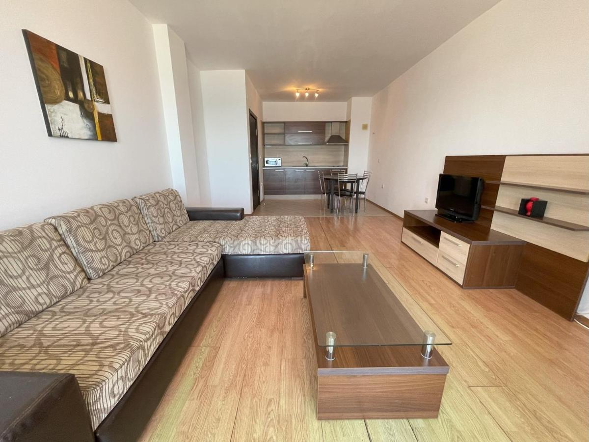Menada Rocamar Apartments Tsarevo Esterno foto